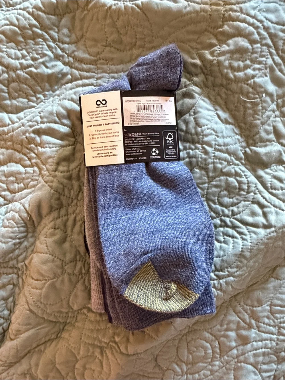 Gold Toe Men's Flat Knit Crew Socks Four Pack NWT